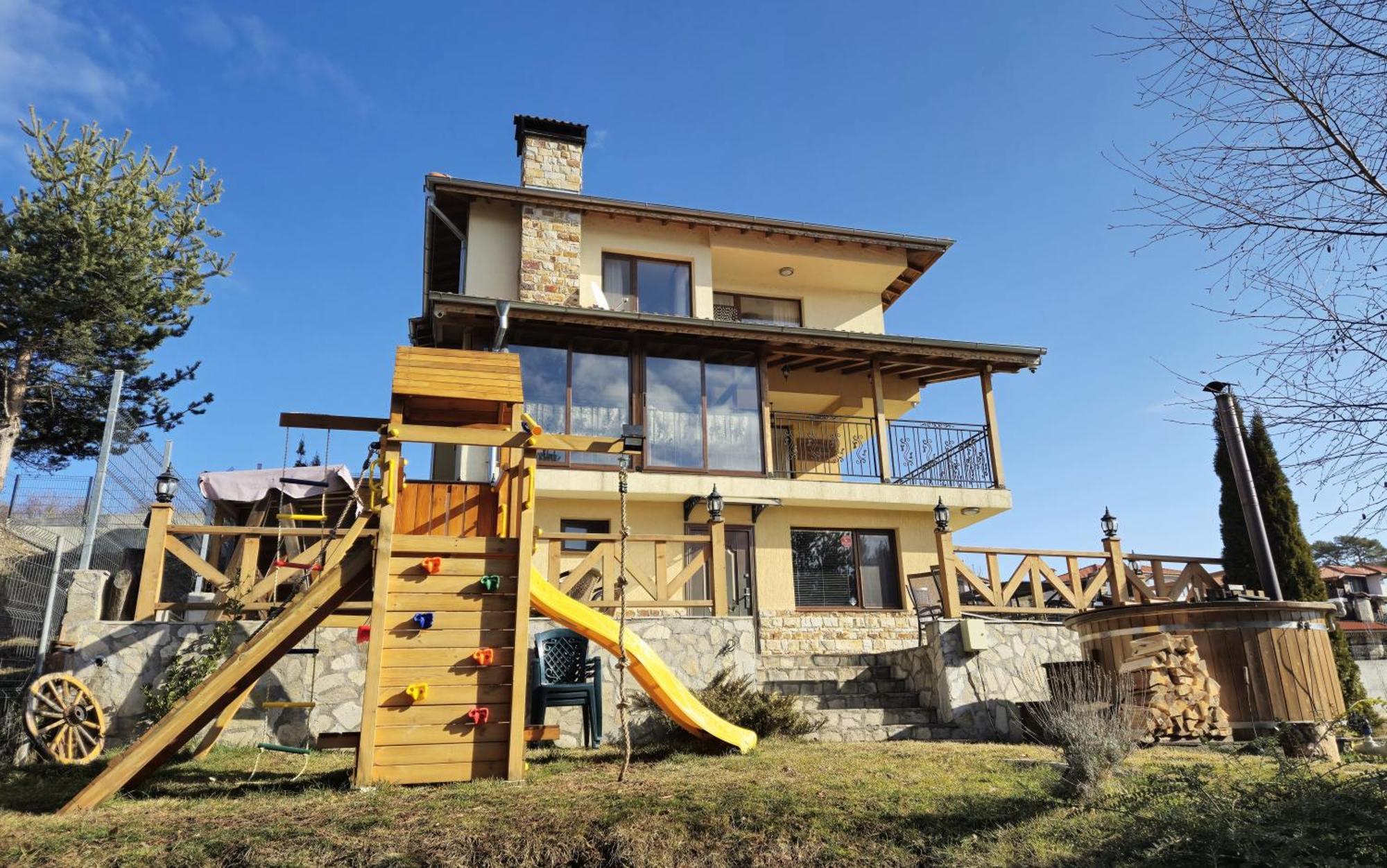 Divna Guest House Dospat Exterior foto