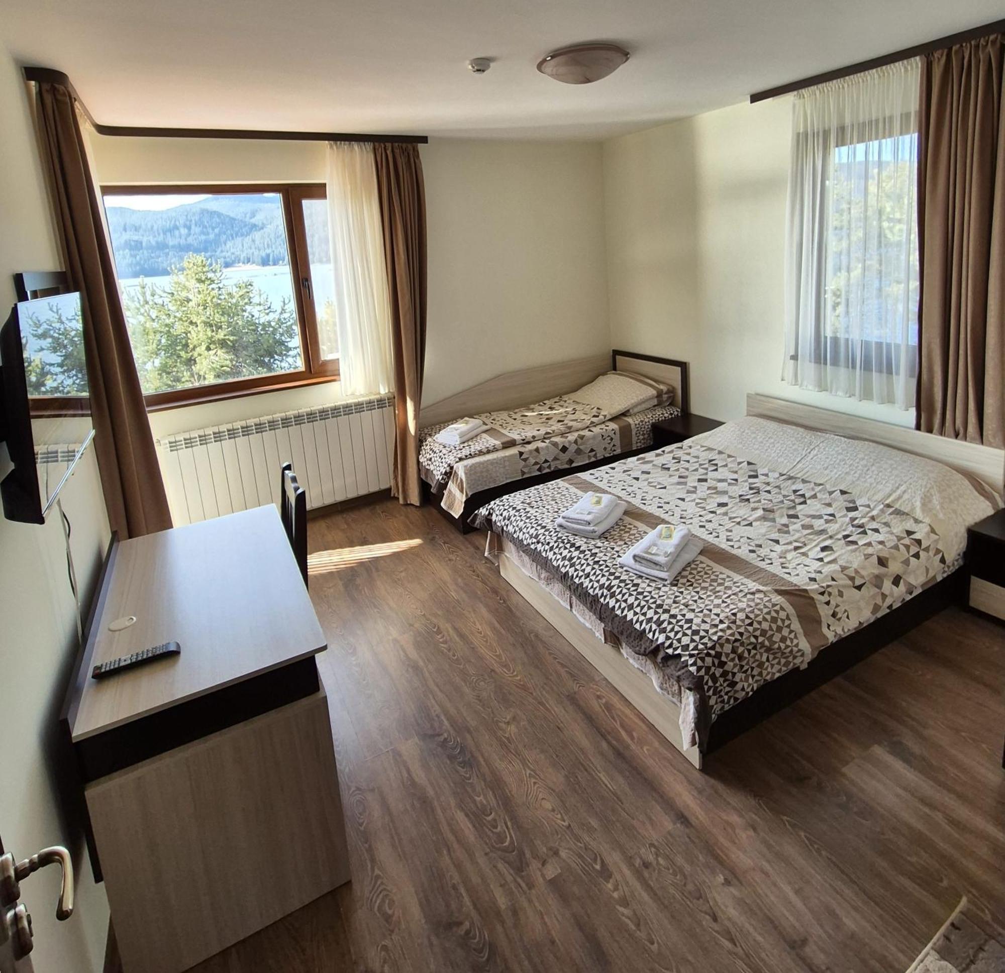 Divna Guest House Dospat Exterior foto