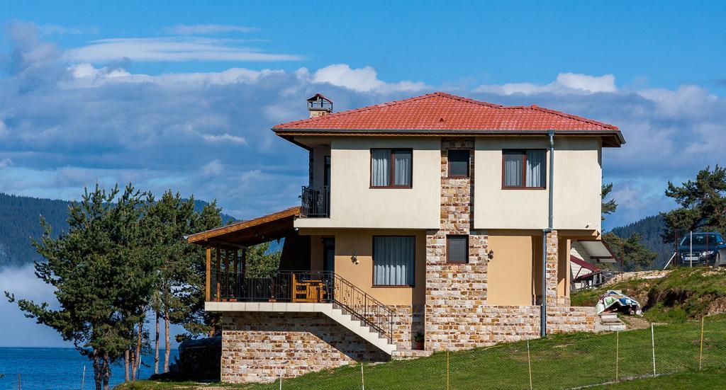 Divna Guest House Dospat Exterior foto